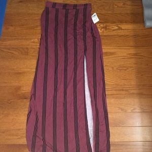 Charlotte Russe slit maxi skirt